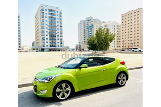 A CLEAN AND BEAUTIFUL HYUNDAI VELOSTER COUPE 2012 MODEL GCC SPECS FULL OPTION REF.5677