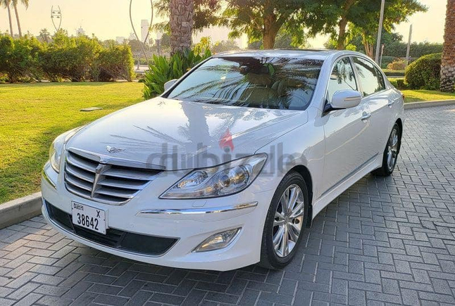 Hyundai Genesis GLS - GCC- Top Options- Good Condition