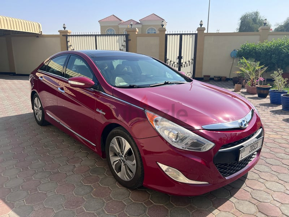 Mint Condition Hyundai Sonata Hybrid car for sale