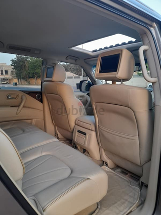 2014 INFINITY QX80,V8. 5.6 GCC SPECS. FULL OPTIONS