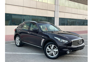 2015 INFINITI QX70 1 YEAR WARRANTY - GCC SPECS - SINGLE OWNER - ACCIDENT FREE - EXCELLENT CONDITION