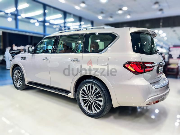 INFINITI QX80 GOLDEN 2019 / GCC / SPECIFICATION / LOW MILEAGE