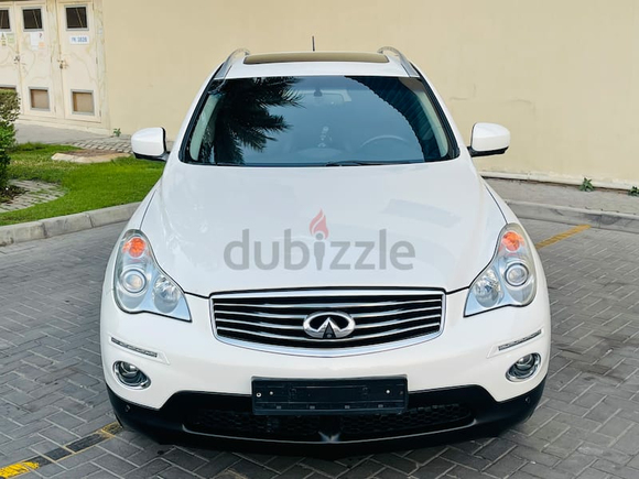 Infinity QX 50 Luxury 2014 GCC Mint Condition All New Tires Low Milage Single Owned