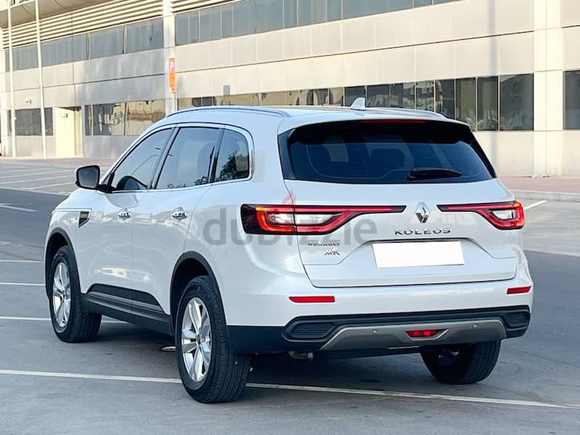 BRANDNEW CONDITION! 2022 RENAULT KOLEOS 4WD - UNDER WARRANTY - NO PAINT - GCC SPECS -