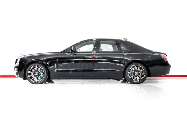 WARRANTY + SERVICE UNTIL JULY 2026 || Rolls Royce Ghost Black Badge 2022 Black-Turquiose+Black 500