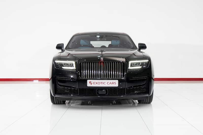 WARRANTY + SERVICE UNTIL JULY 2026 || Rolls Royce Ghost Black Badge 2022 Black-Turquiose+Black 500