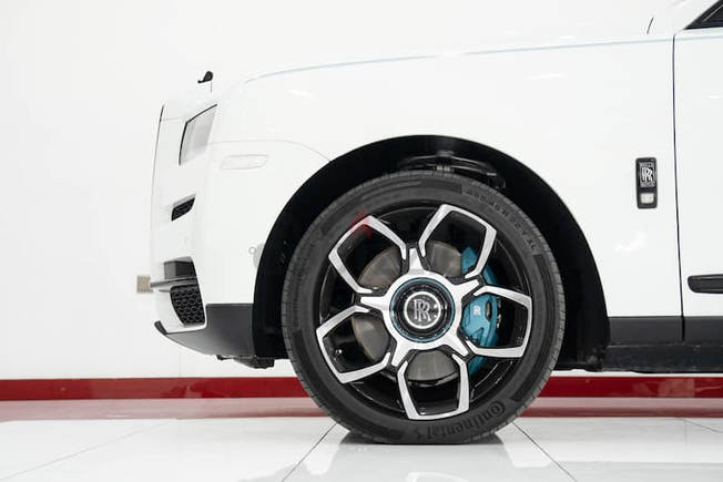 WARRANTY + SERVICE FEB 2026 || STARLIGHT Rolls Royce Cullinan 2022 White-Turquoise 6,000KM