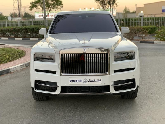 Rolls Royce Cullinan **2021**