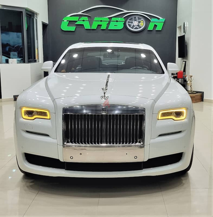 ROLLS ROYCE GHOST 2016 GCC IN IMMACULATE CONDITION FULL SERVICE HISTORY ONLY 59K KM FOR 595K AED