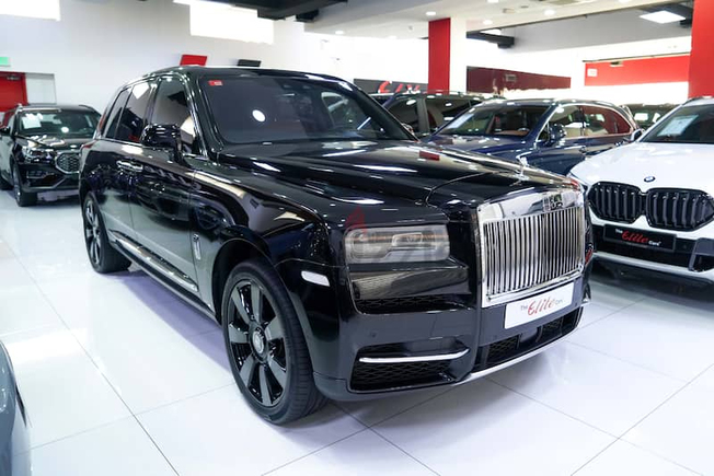 2020 GCC CULLINAN-STARLIGHT-BESPOKE-INDIVIDUAL SEATS-REAR CURTAINS(WARRANTY+SERVICE)