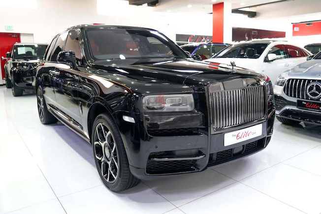 2021 CULLINAN BLACK BADGE-BESPOKE-STARLIGHT-INDIVIDUAL SEATS-CURTAINS