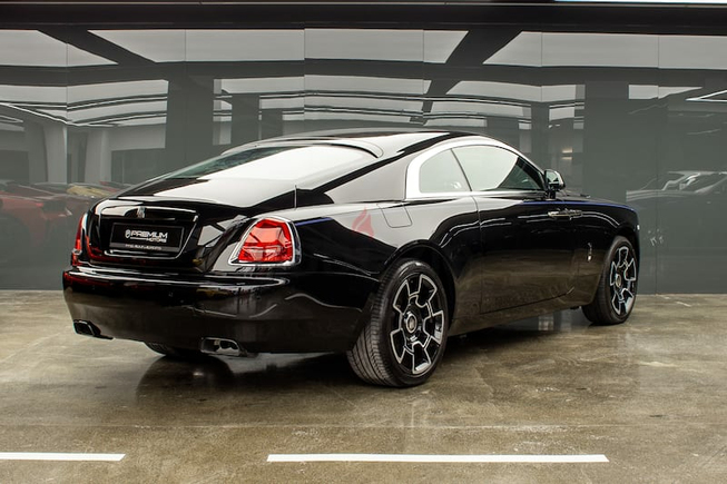 ROLLS_ROYCE | WRAITH BLACK BADGE | GCC | DEALER WARRANTY + SERVICE CONTRACT