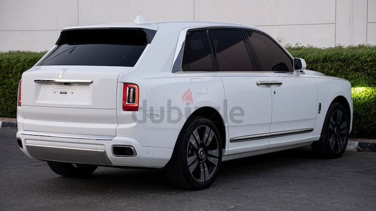 2020 Rolls-Royce Cullinan GCC Specs With Warranty