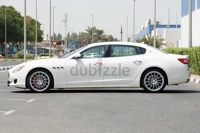 MASERATI QUATTROPORTE GTS V8 - 2015 - GCC - 3350 AED/MONTHLY- 1 YEAR WARRANTY UNLIMITED KM AVAILABLE