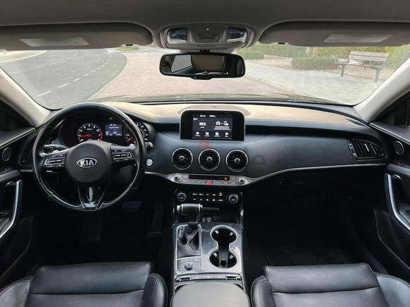 Kia Stinger - EX (2.0 L) - 2018