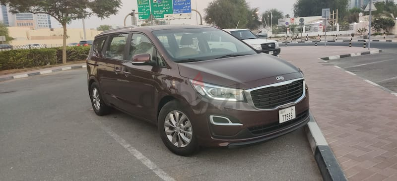 KIA Grand Carnival