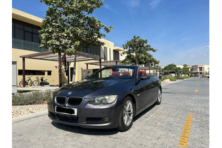BMW 320i / GCC / Full option / Great condition