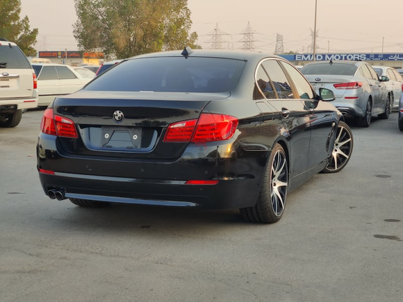 BMW 528i freshly import from japan 2011 only 105000 km