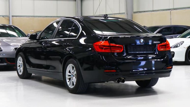 2017 BMW 320i 2.0L | Finance Available