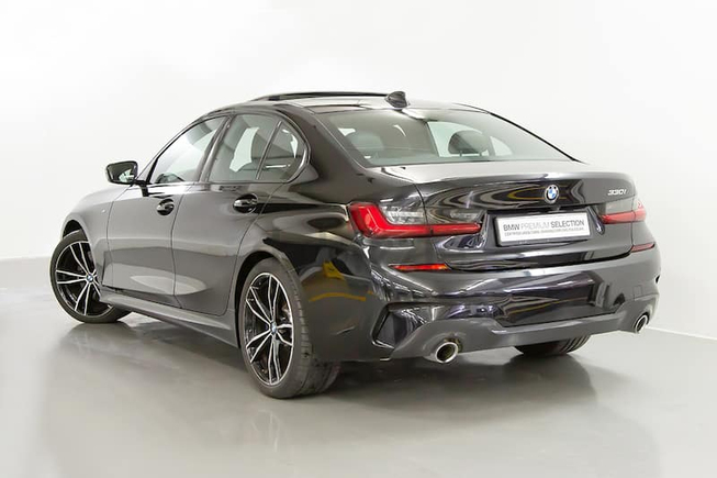 BMW 330i M Sport Alcantara( Ref# 124486)