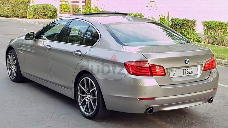 Awesome GOLDEN BMW 535i V6 Turbo — Fully Loaded — GCC — LOW MILES 87k — 100% Accidents Free —Screens