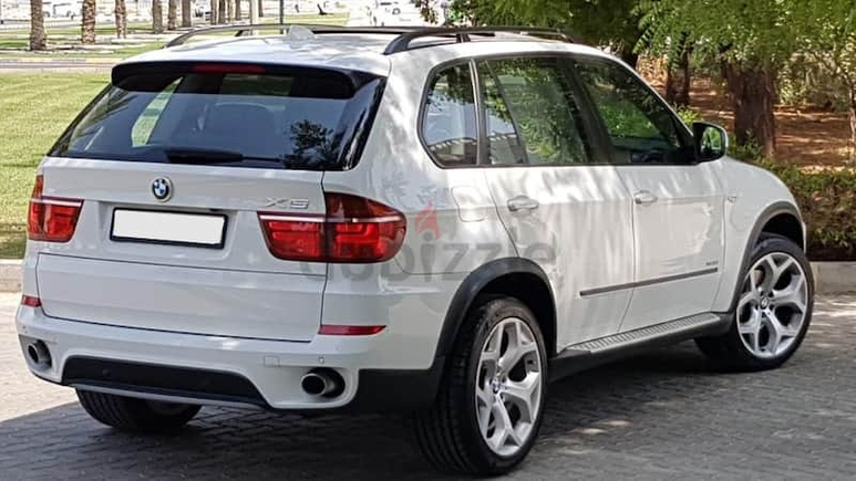 PERFECT BMW X5 V6 •• TOP OPTIONS •• GCC •• LOW MILES •• ACCIDENTS FREE