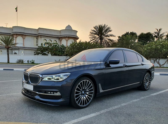 Gorgeous BMW 750Li, 2019, GCC, V8, Masterclass, fully loaded with warranty and service