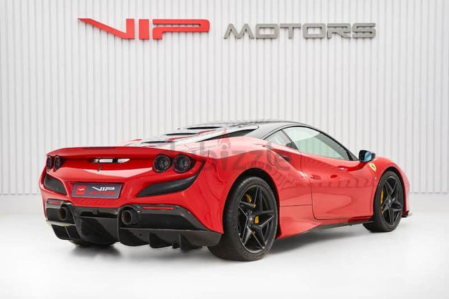 FERRARI F8 TRIBUTO, 2020, GCC, DEALER WARRANTY AND SERVICE CONTRACT, FULL CARBON