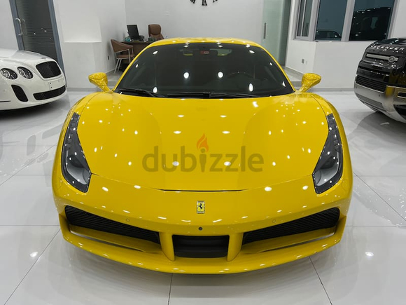 Ferrari 488 GTB - GCC 2017 Only 18000 KM Agency maintenance