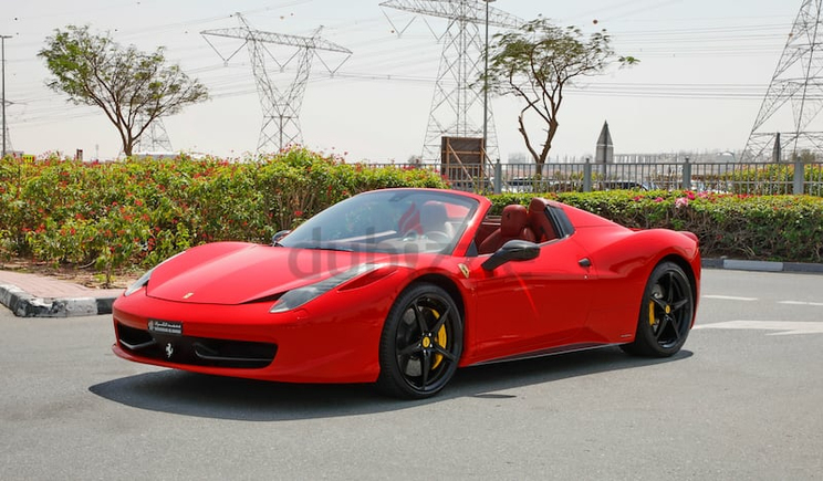 FERRARI 458 SPYDER 2015 - GCC - VERY CLEAN CONDITION - FULLY LOADED