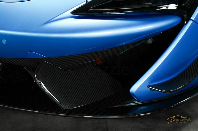 2020 | BRAND NEW | MCLAREN 620 R | ZERO KMS | FULLY LOADED | AURORA BLUE | WARRANTY