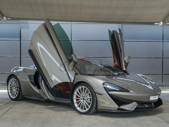 McLaren 570 GT QUALIFIED // Warranty // Low mileage