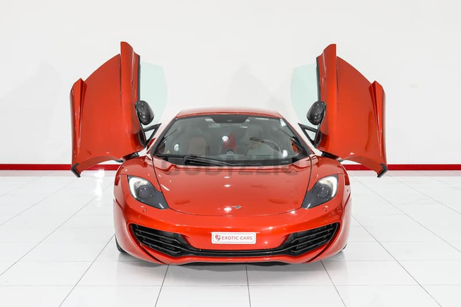 McLaren MP4-12C 2012 Orange-Black 17,000 KM