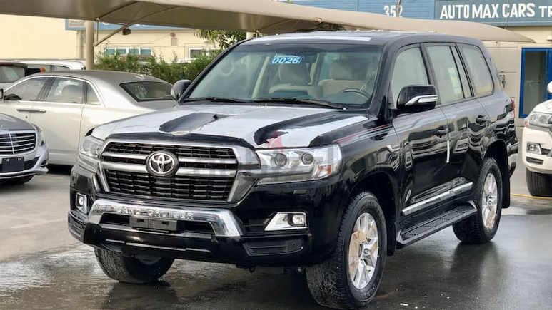 TOYOTA LAND CRUISER 200 GXR 4.0L GASOLINE 2021 (BLACK SILVER) ALSO AVAILABLE