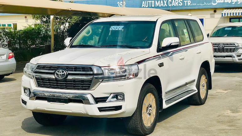 TOYOTA LAND CRUISER 200 GXR 4.0L GASOLINE 2021 (BLACK SILVER) ALSO AVAILABLE