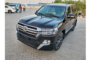 TOYOTA LAND CRUISER 2013 FACELIFTED 2021 V8 FULL OPTION IN EXCELLENT CONDITION