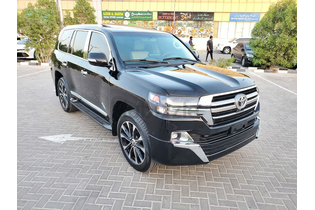 TOYOTA LAND CRUISER 2013 FACELIFTED 2021 V8 FULL OPTION IN EXCELLENT CONDITION