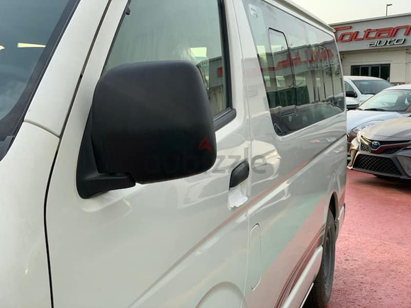 Hiace Standard Roof 15 Seater 2.5L Diesel