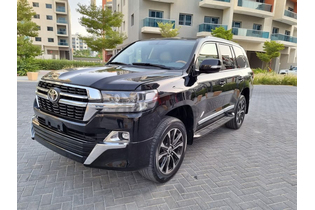 Aed 136,000 Toyota LandCruiser 2016 Gxr V6 Gcc Facelifted 2021 Excellent Condition (Stock Available)