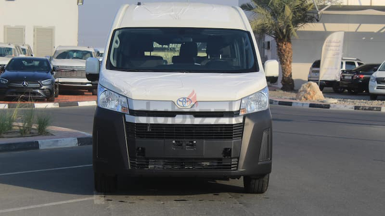 Toyota Hiace 2.8L DSL MT 13 Seater 2022 Model Available