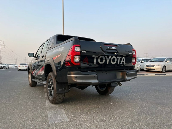 Brand New Hilux Adventure HLX40-ADVV 4.0L | A/T | 2022 Black / Black | For Export only