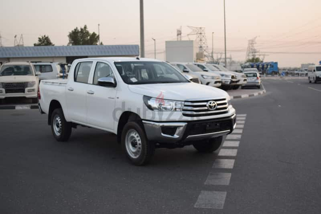 Brand New Toyota Hilux HLX24-LV5 2.4L M/T Diesel | White / Black 2022 | For Export Only