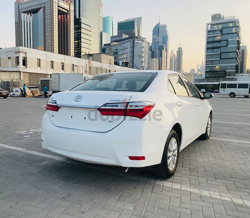 Toyota Corolla 2.0 2018 Gcc available for local and export sale