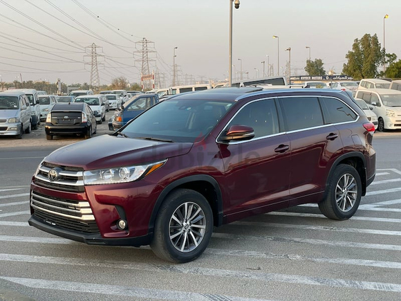 2018 Toyota Highlander XLE AWD / EXPORT ONLY / فقط للتصدير