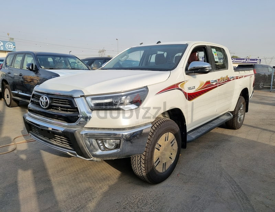 New Toyota Hilux 2.7L Petrol 4X4 A/T (Export Only)