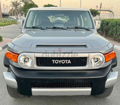Toyota FJ Cruiser 2019 GCC Free of accidents original Paint