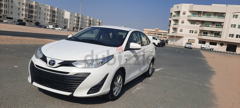 TOYOYA YARIS.SE GCC.CAR.1.5 MID OPTION FIRST OWNER CAR GOOD CONDITIONS