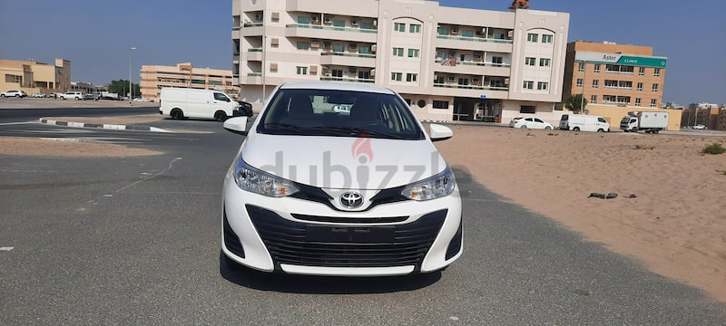 TOYOYA YARIS.SE GCC.CAR.1.5 MID OPTION FIRST OWNER CAR GOOD CONDITIONS