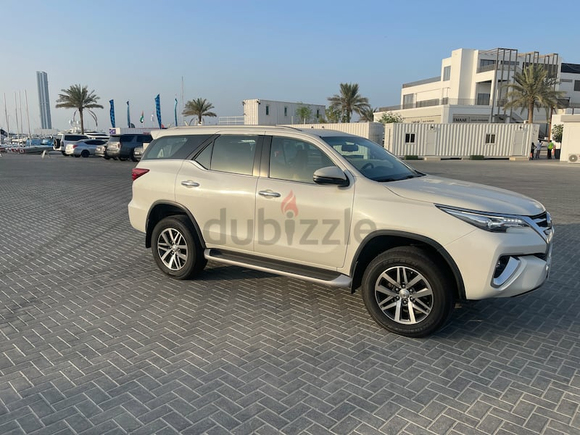 Toyota Fortuner 2019 VXR V6 full option