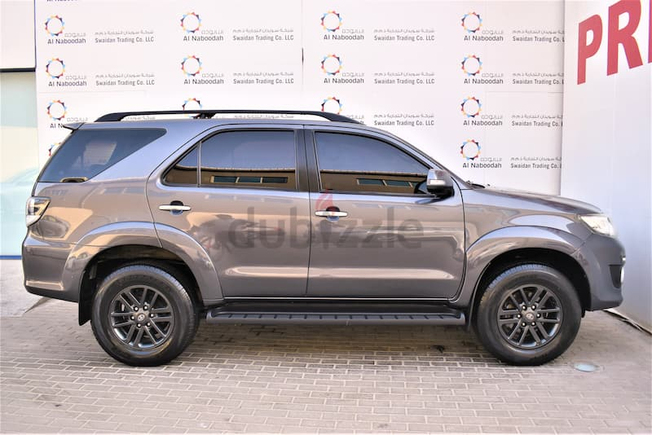 AED 1370 PM | 4.0L 4WD V6 GCC WARRANTY